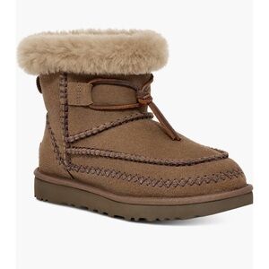 New UGG Classic Mini Alpine Boot women’s size 7